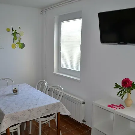Luli Apartment *