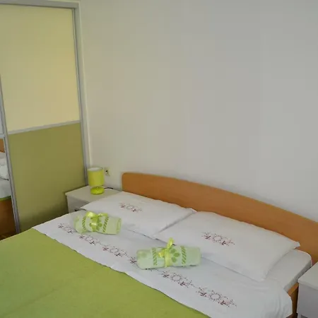 Apartment Luli Pula